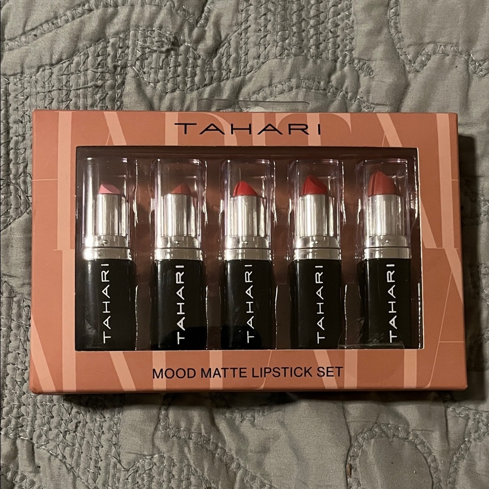 Tahari Mood Matte Lipstick Collection, 5 pieces